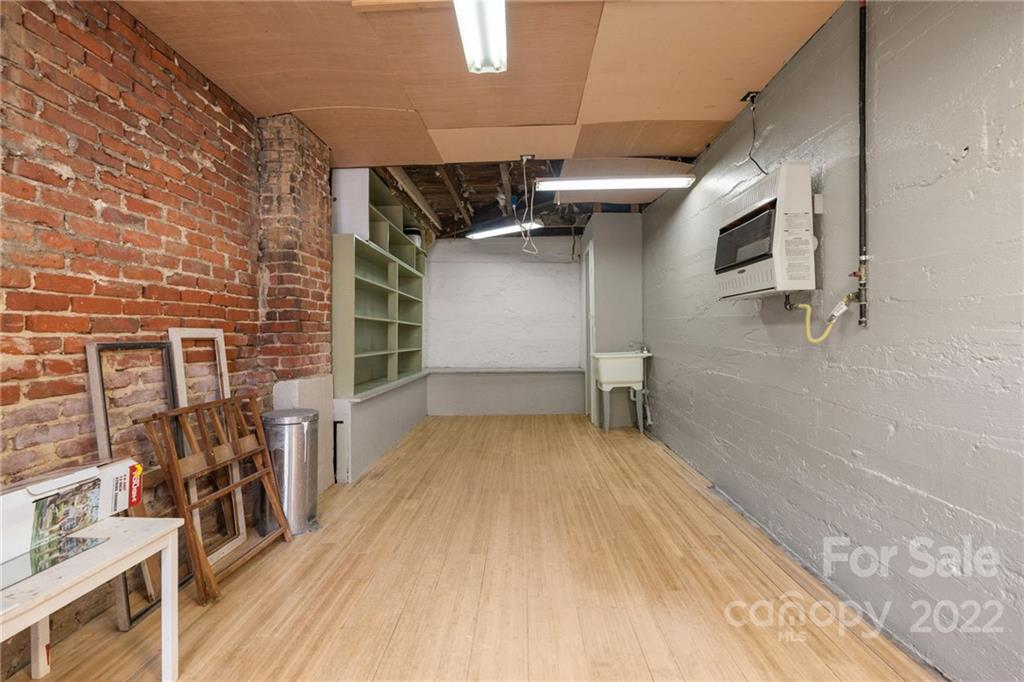 51 Henrietta Street Asheville NC 28801