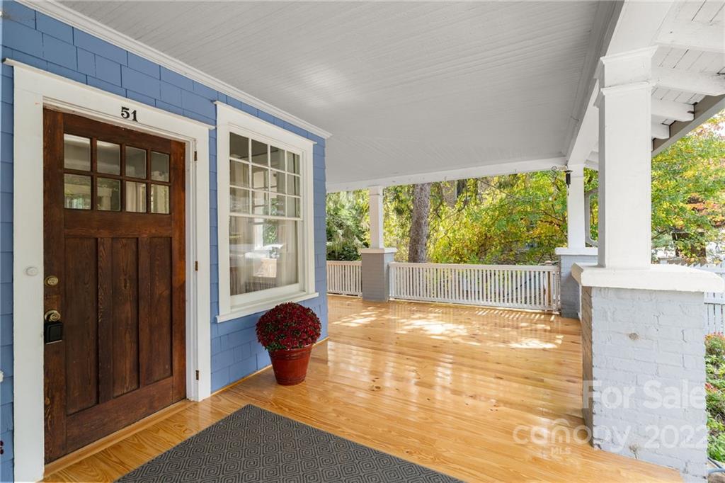 51 Henrietta Street Asheville NC 28801