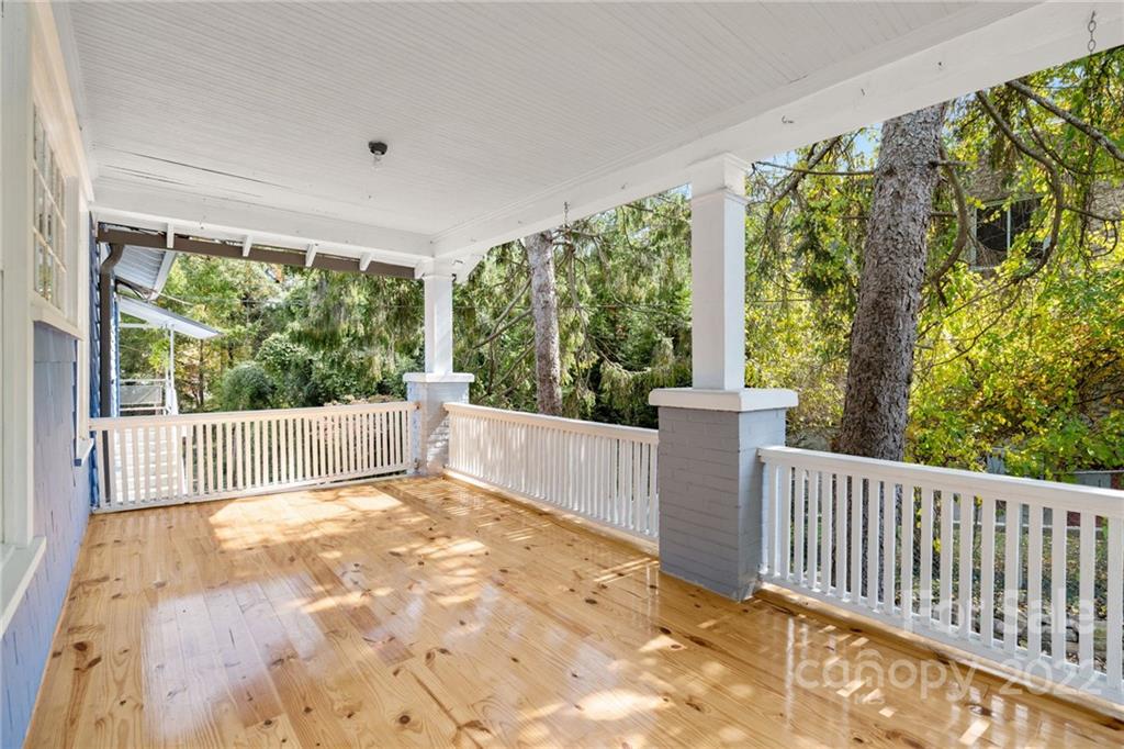51 Henrietta Street Asheville NC 28801