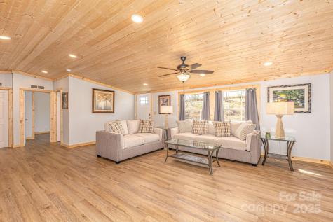 459 Vaughan Road Spruce Pine NC 28777