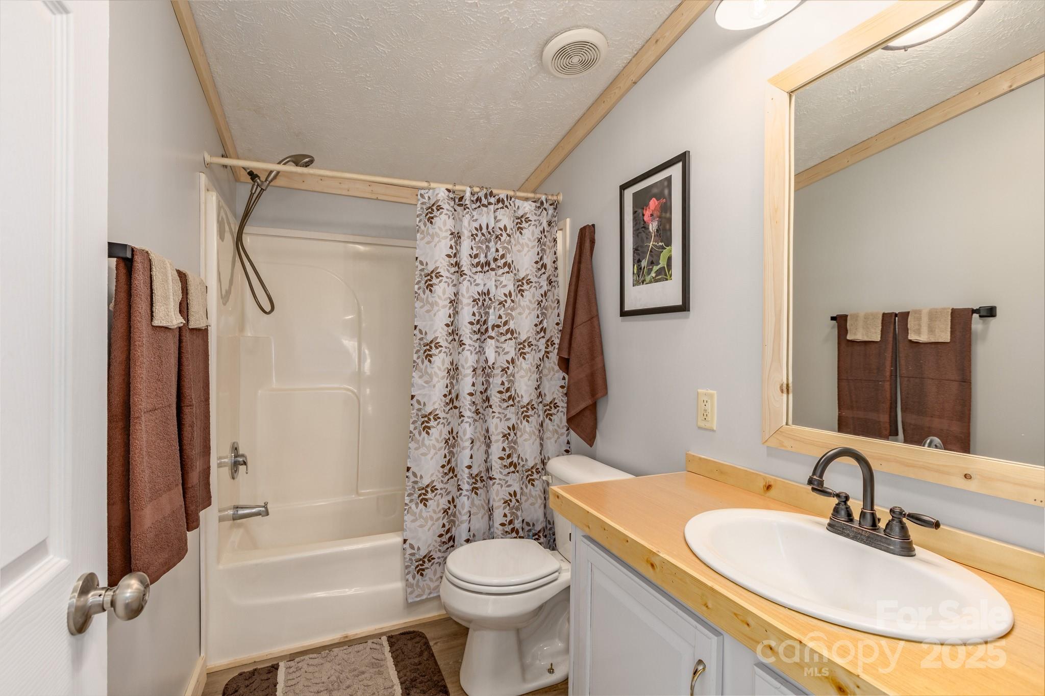 459 Vaughan Road Spruce Pine NC 28777