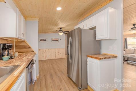 459 Vaughan Road Spruce Pine NC 28777
