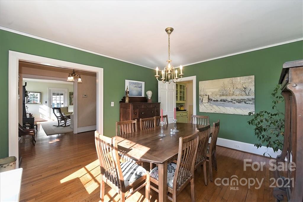 2143 Sherwood Avenue Charlotte NC 28207