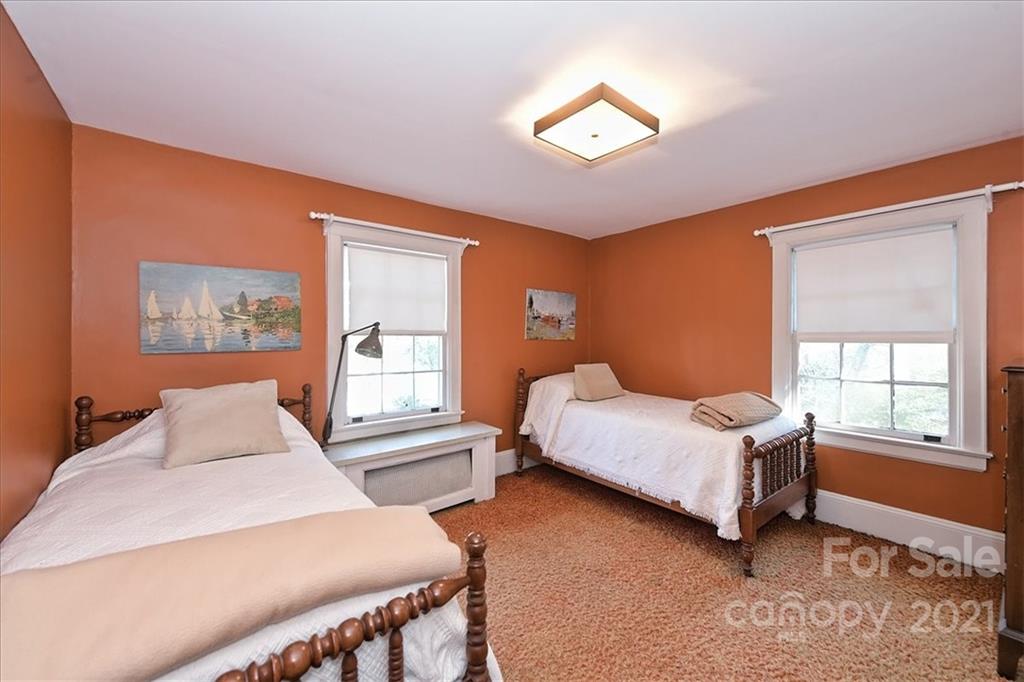 2143 Sherwood Avenue Charlotte NC 28207