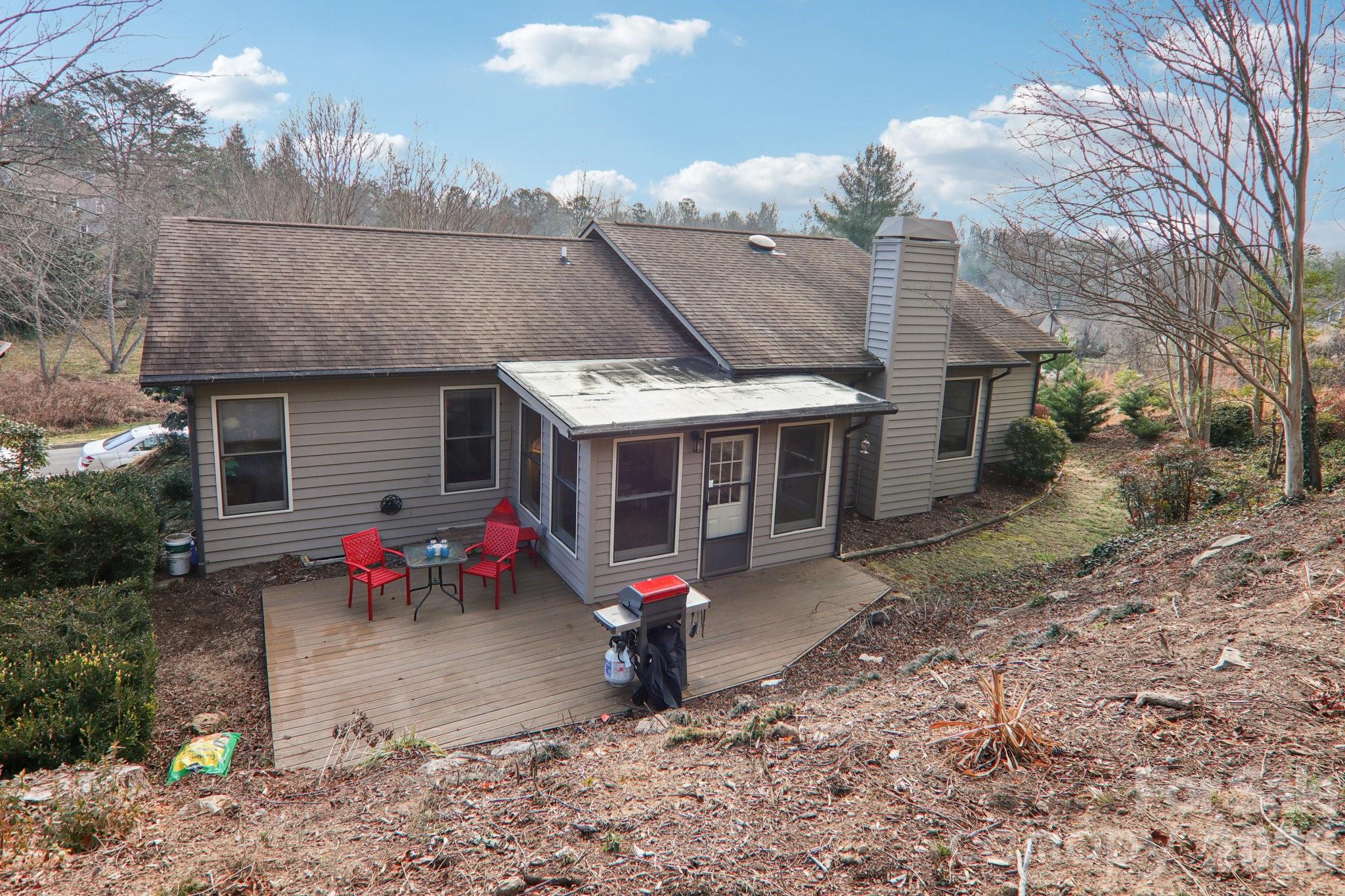 5 Hedgerose Court Asheville NC 28805