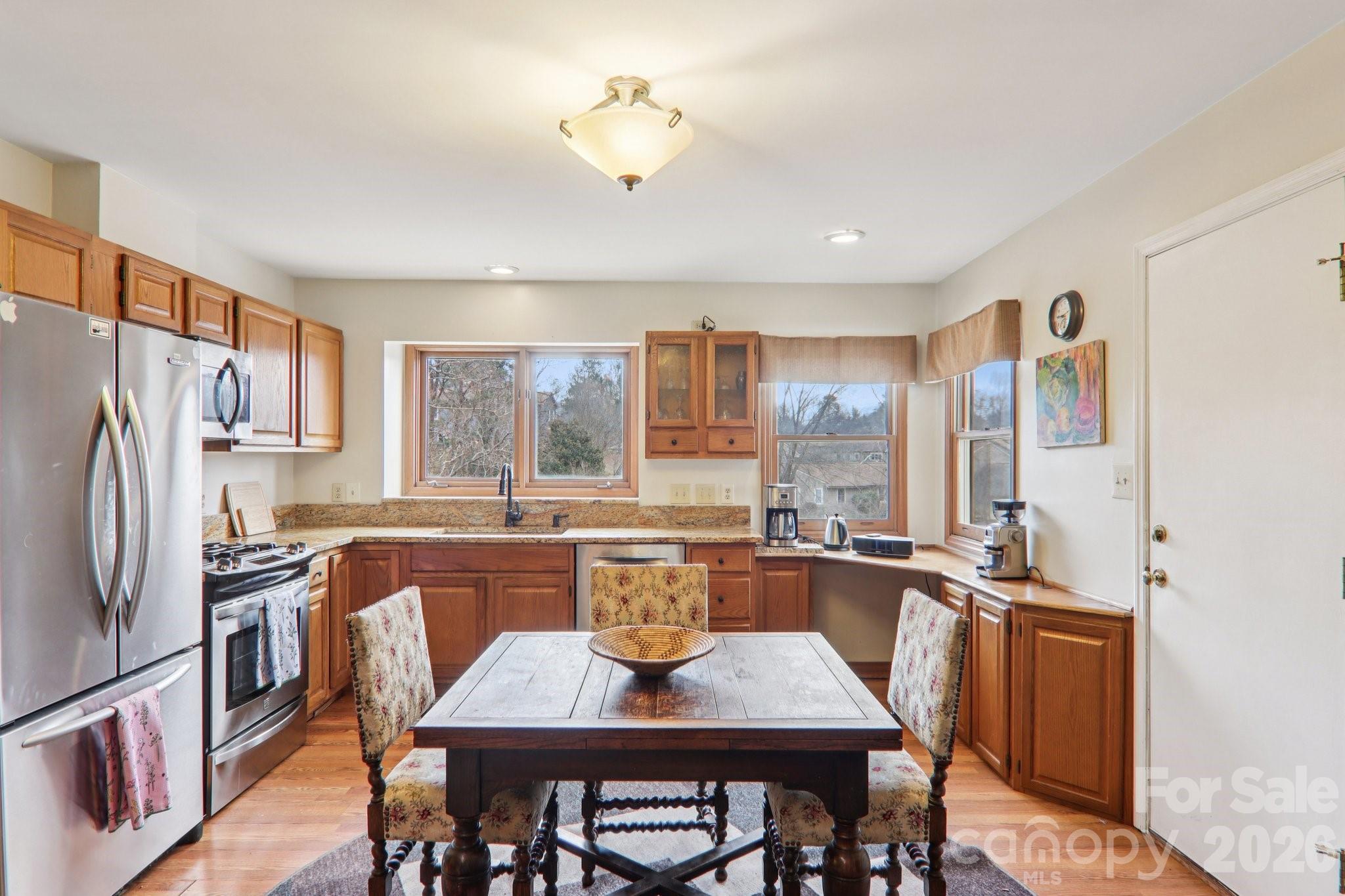 5 Hedgerose Court Asheville NC 28805