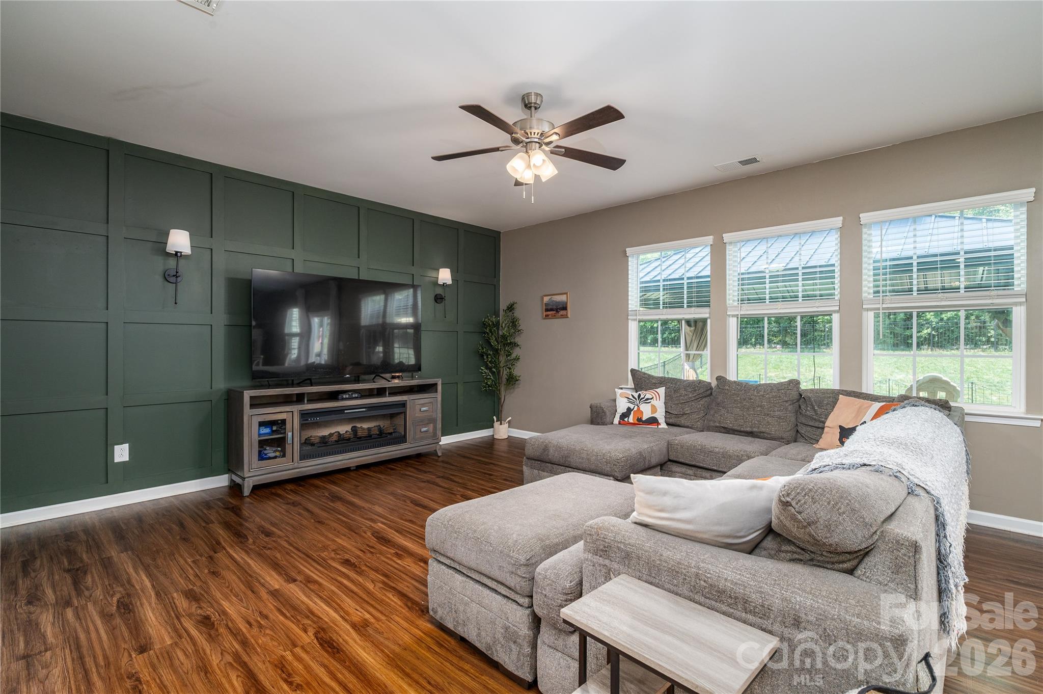 2643 Swamp Chestnut Oak Drive Gastonia NC 28056
