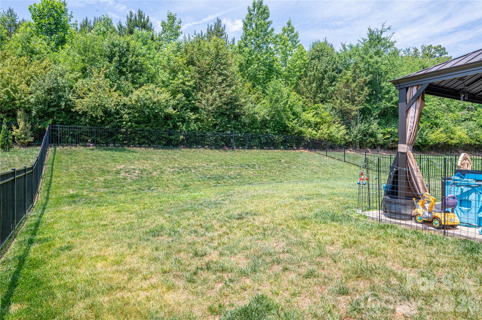 2643 Swamp Chestnut Oak Drive Gastonia NC 28056