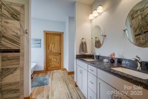 381 Scenic Overlook Drive Nebo NC 28761
