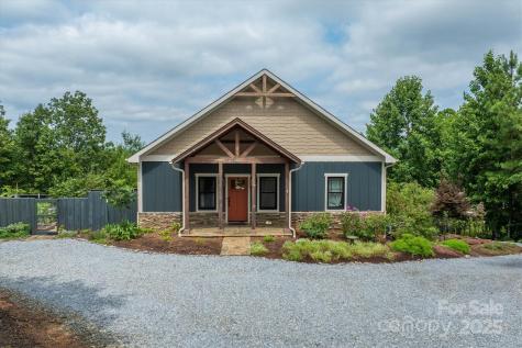 381 Scenic Overlook Drive Nebo NC 28761