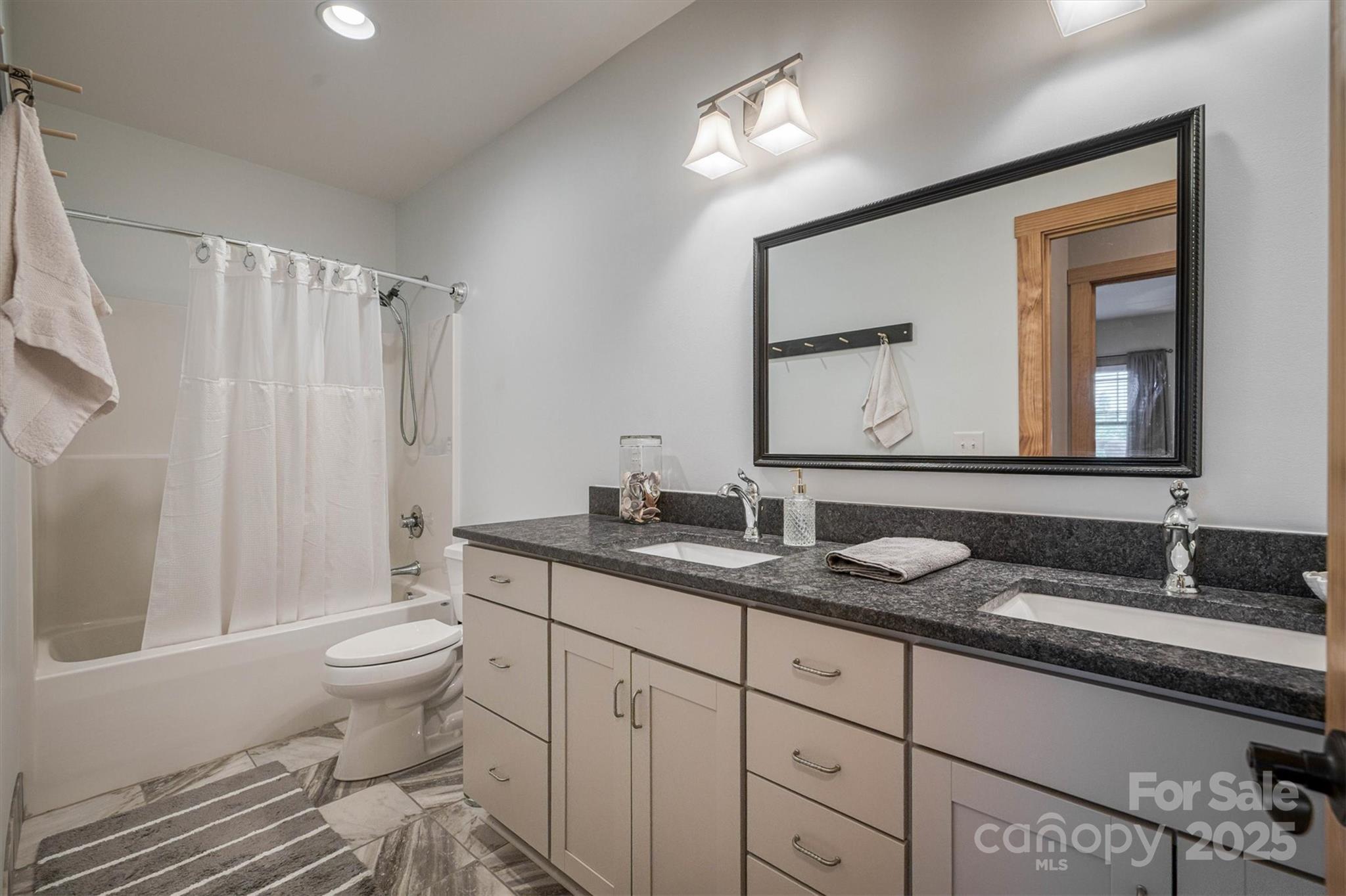 381 Scenic Overlook Drive Nebo NC 28761