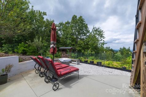 381 Scenic Overlook Drive Nebo NC 28761