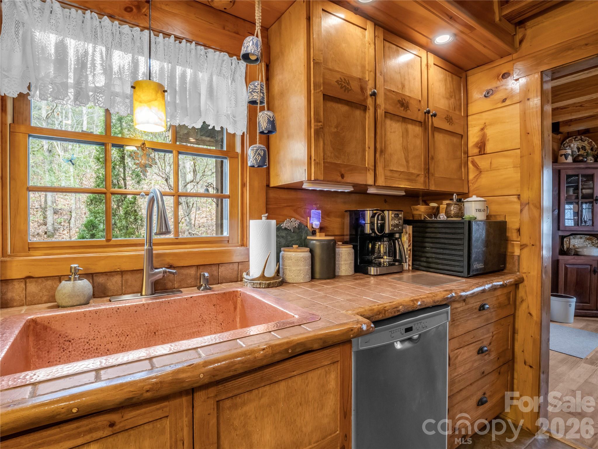 256 Bear Branch Road Hendersonville NC 28792