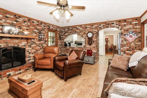 111 Wildflower Lane Statesville NC 28625