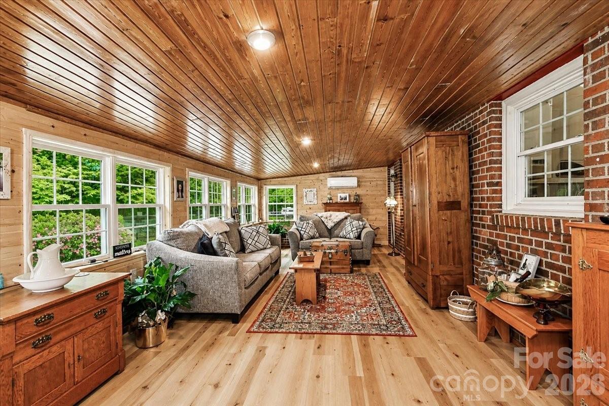 111 Wildflower Lane Statesville NC 28625