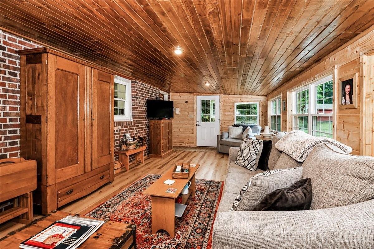 111 Wildflower Lane Statesville NC 28625