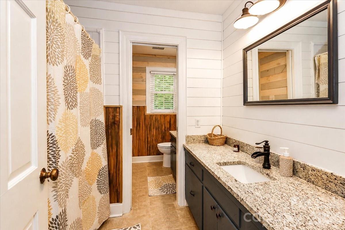 111 Wildflower Lane Statesville NC 28625