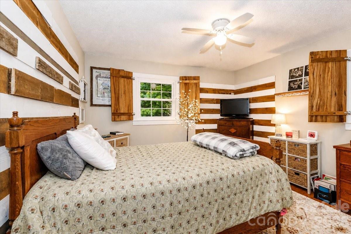 111 Wildflower Lane Statesville NC 28625