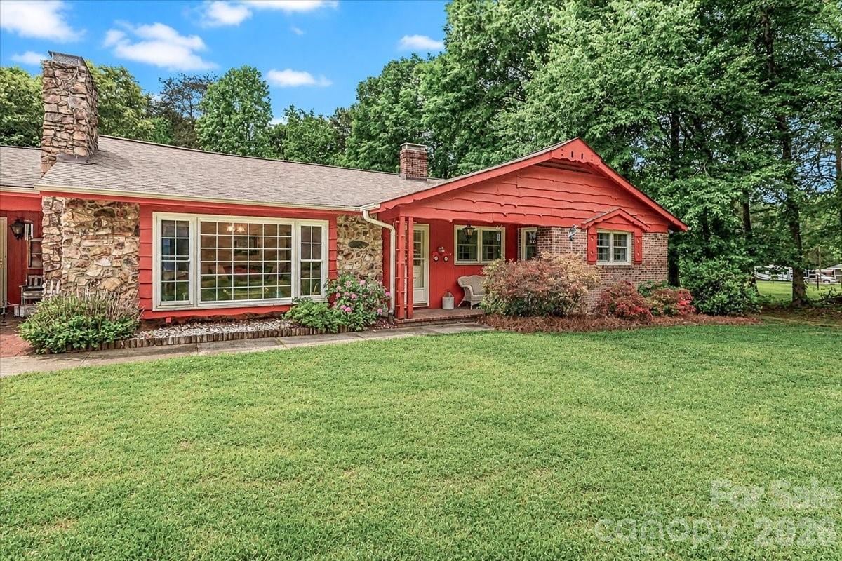 111 Wildflower Lane Statesville NC 28625