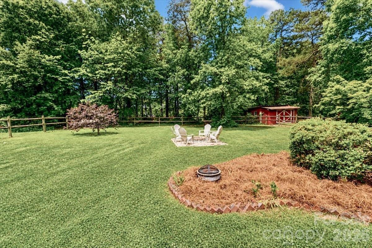 111 Wildflower Lane Statesville NC 28625