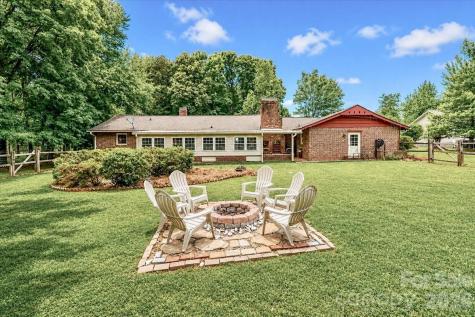 111 Wildflower Lane Statesville NC 28625