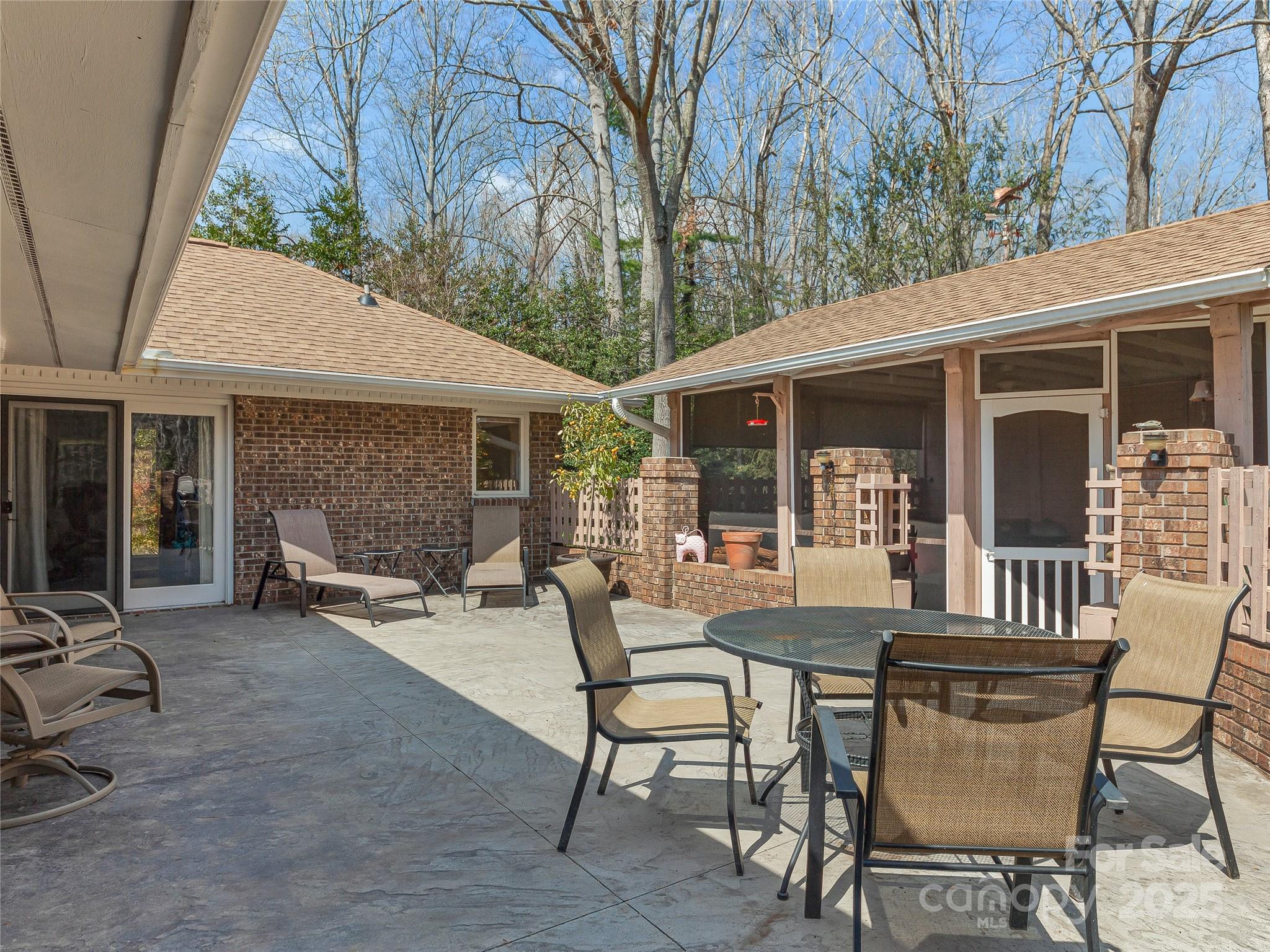 34 Glen Crest Drive Arden NC 28704