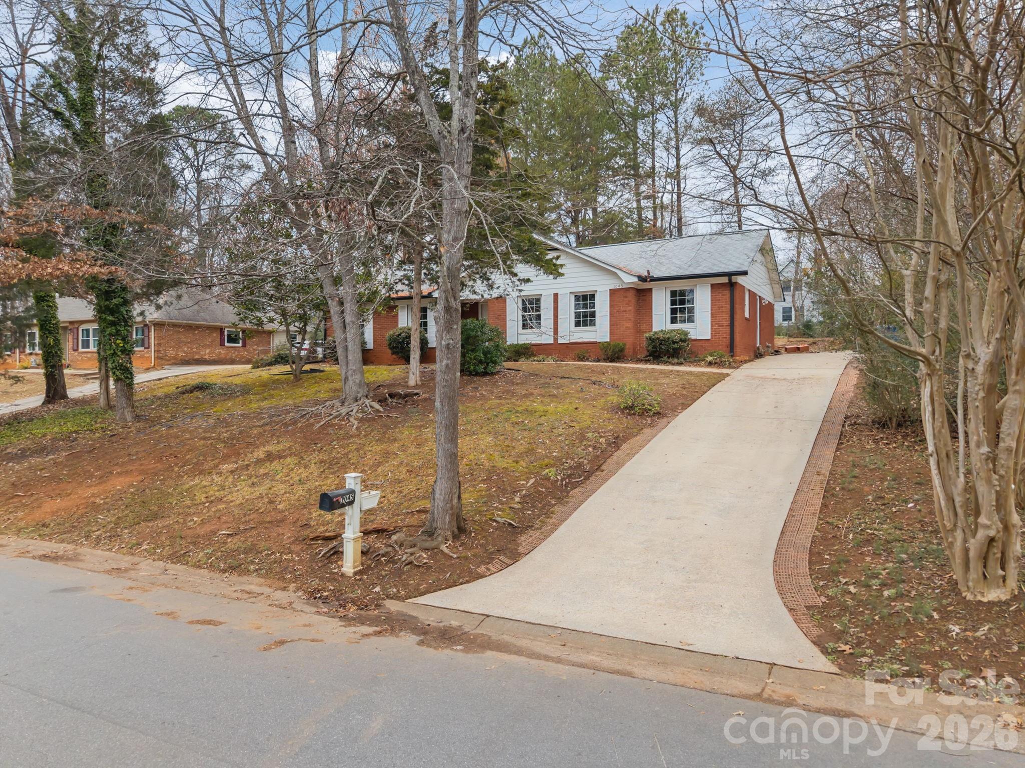 1045 S Magnolia Street Mooresville NC 28115