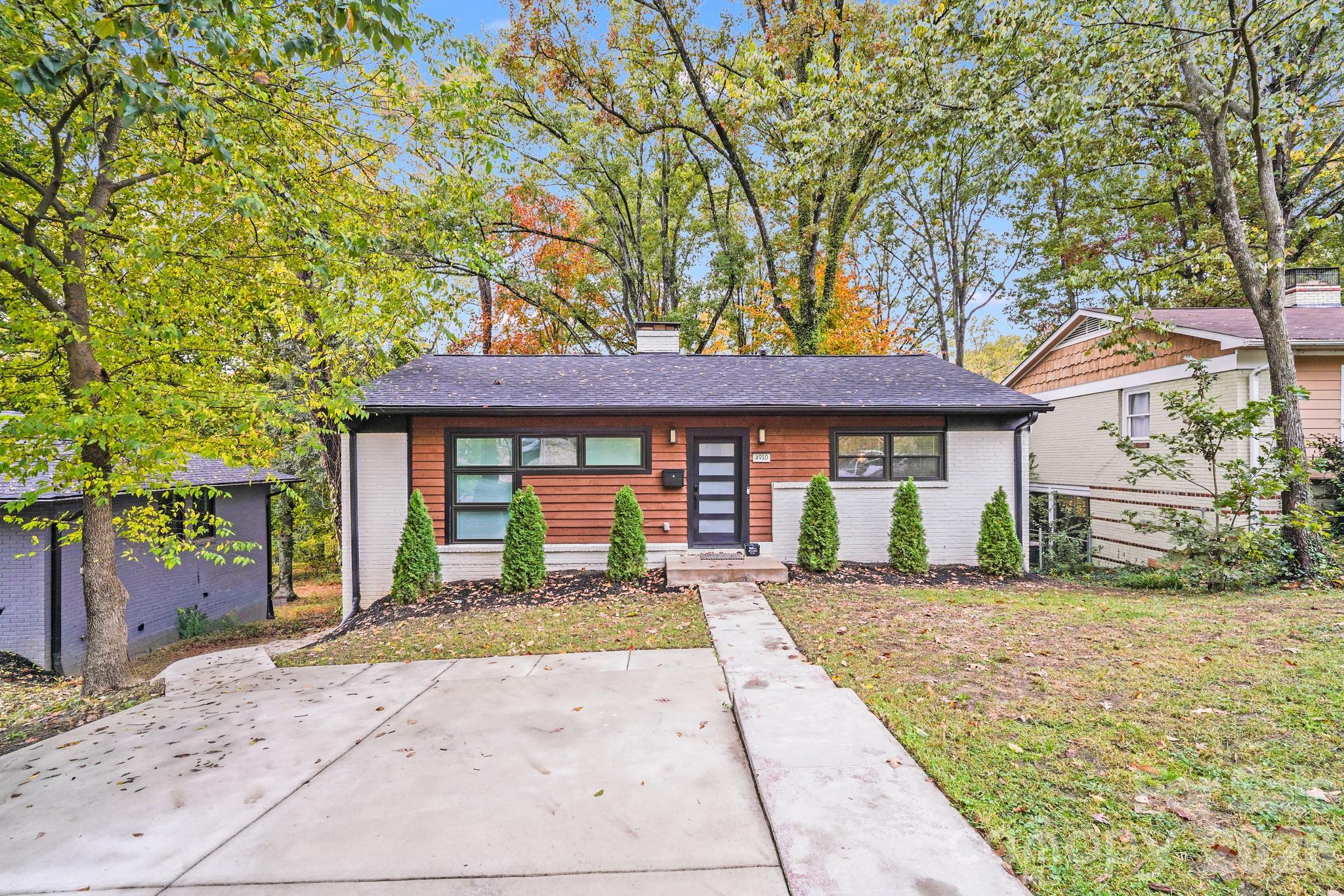 4910 Valley Stream Road Charlotte NC 28209