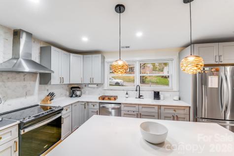 4910 Valley Stream Road Charlotte NC 28209
