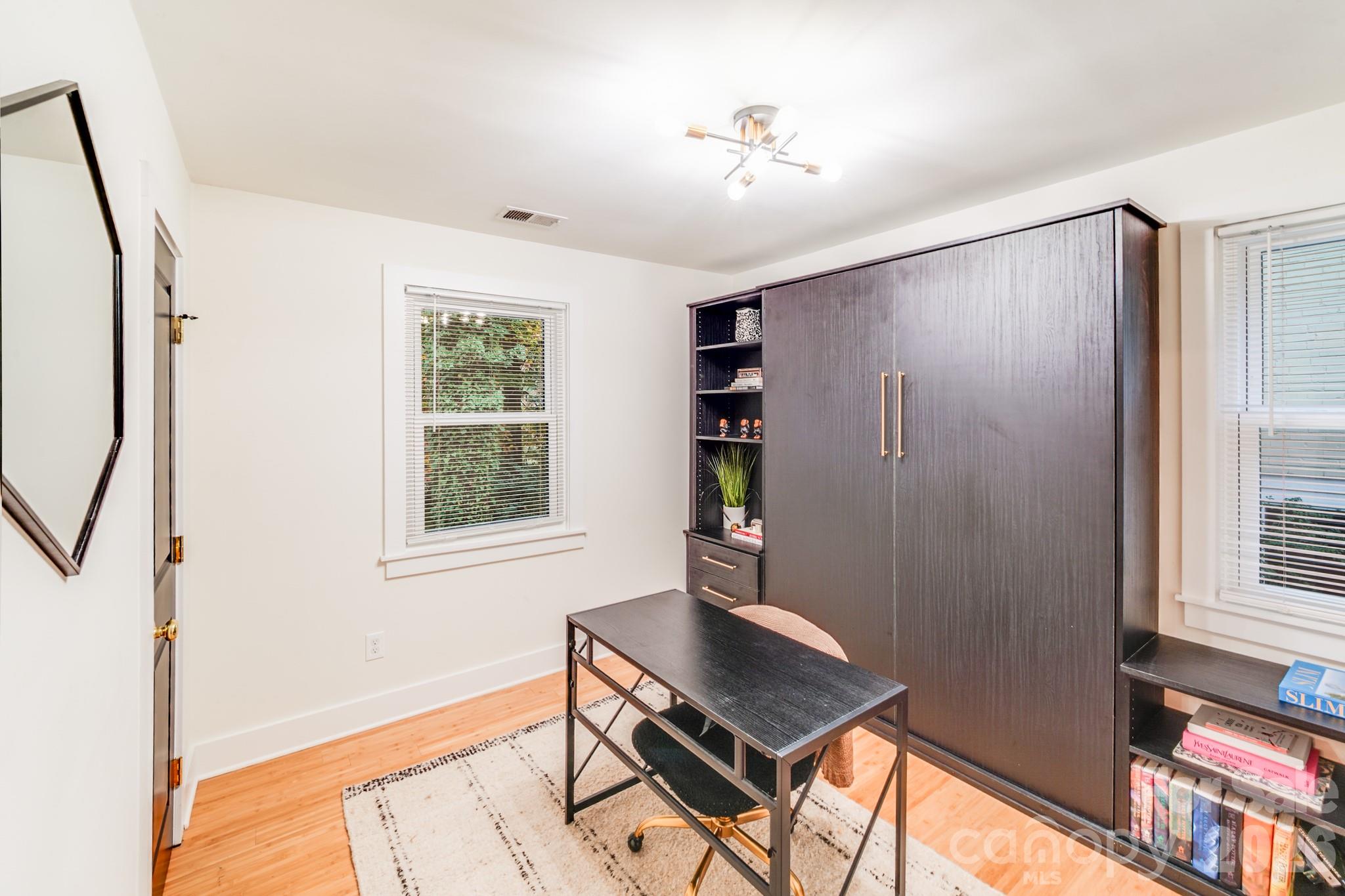 4910 Valley Stream Road Charlotte NC 28209