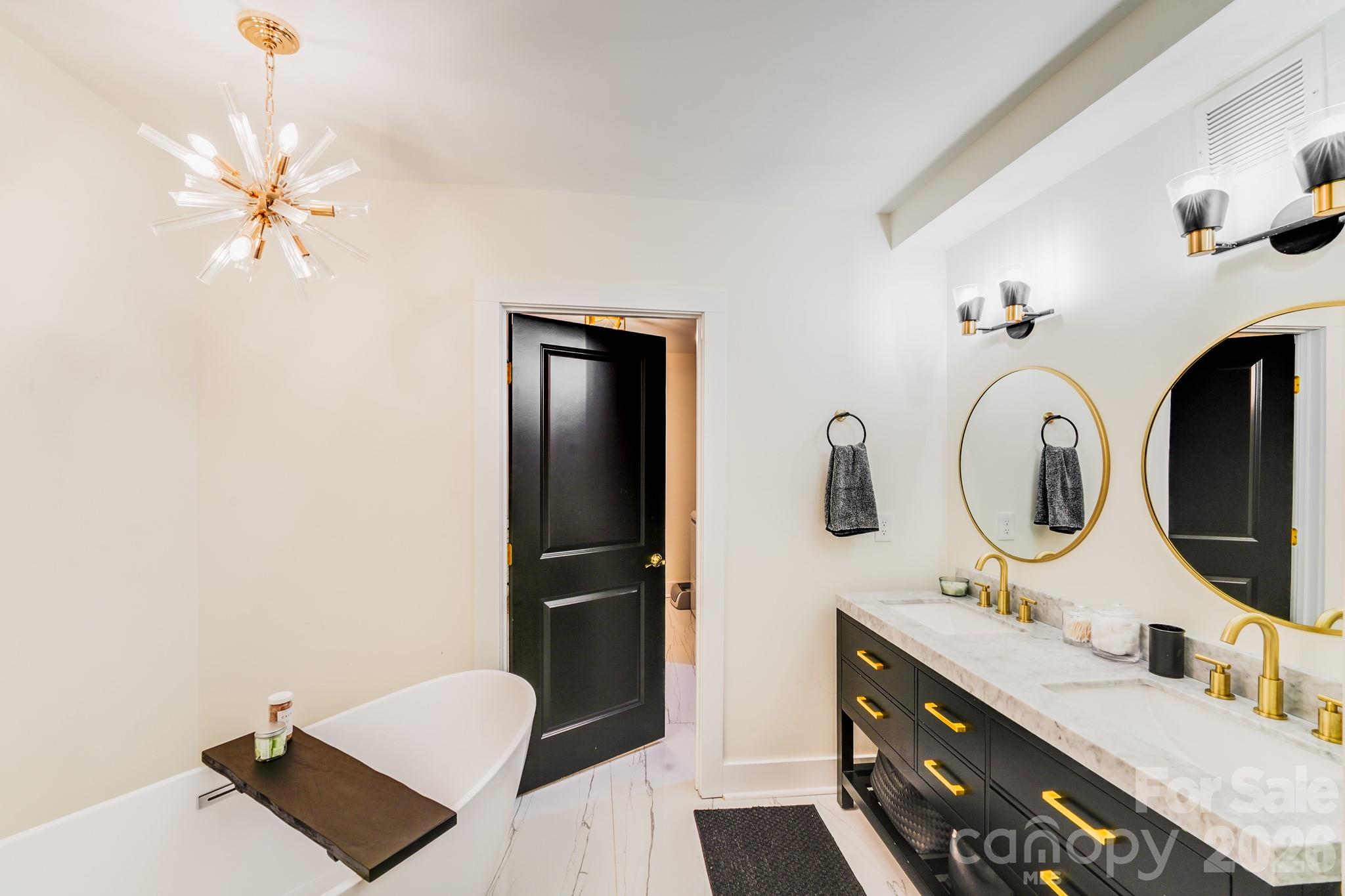 4910 Valley Stream Road Charlotte NC 28209