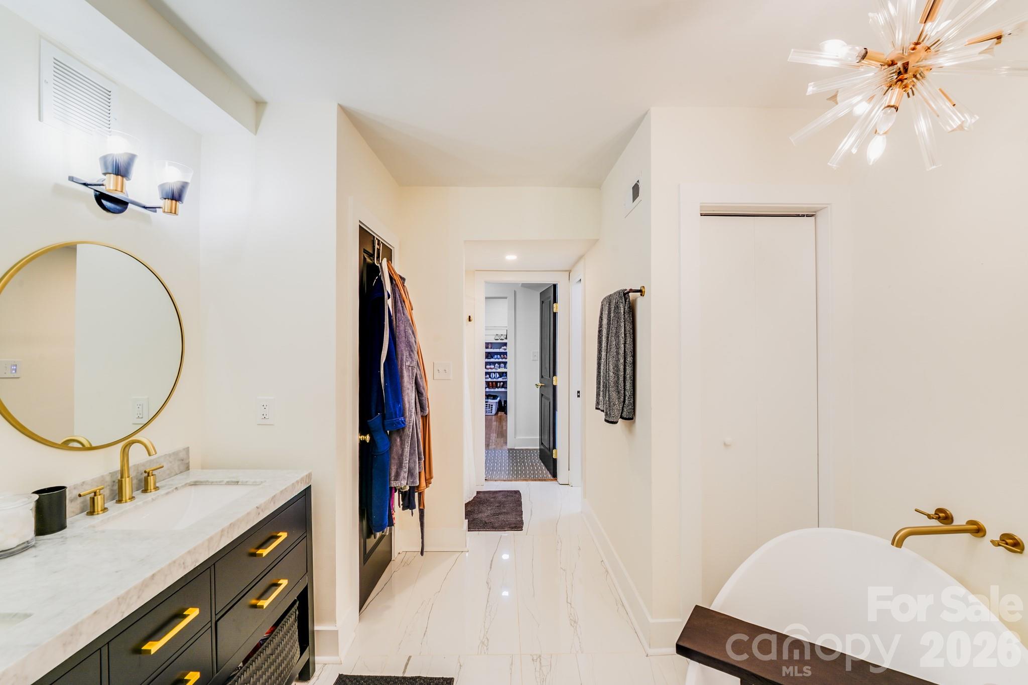 4910 Valley Stream Road Charlotte NC 28209