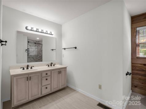 134 Raleigh Drive Lake Lure NC 28746