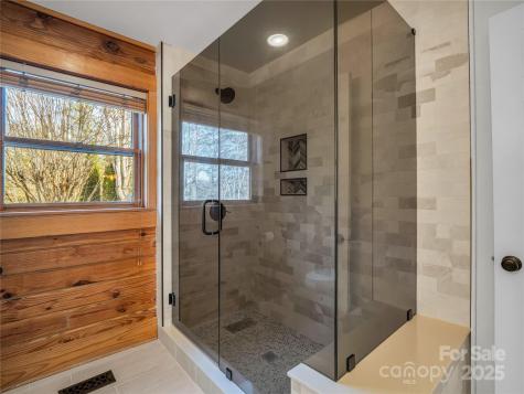 134 Raleigh Drive Lake Lure NC 28746