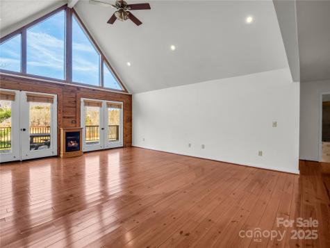 134 Raleigh Drive Lake Lure NC 28746