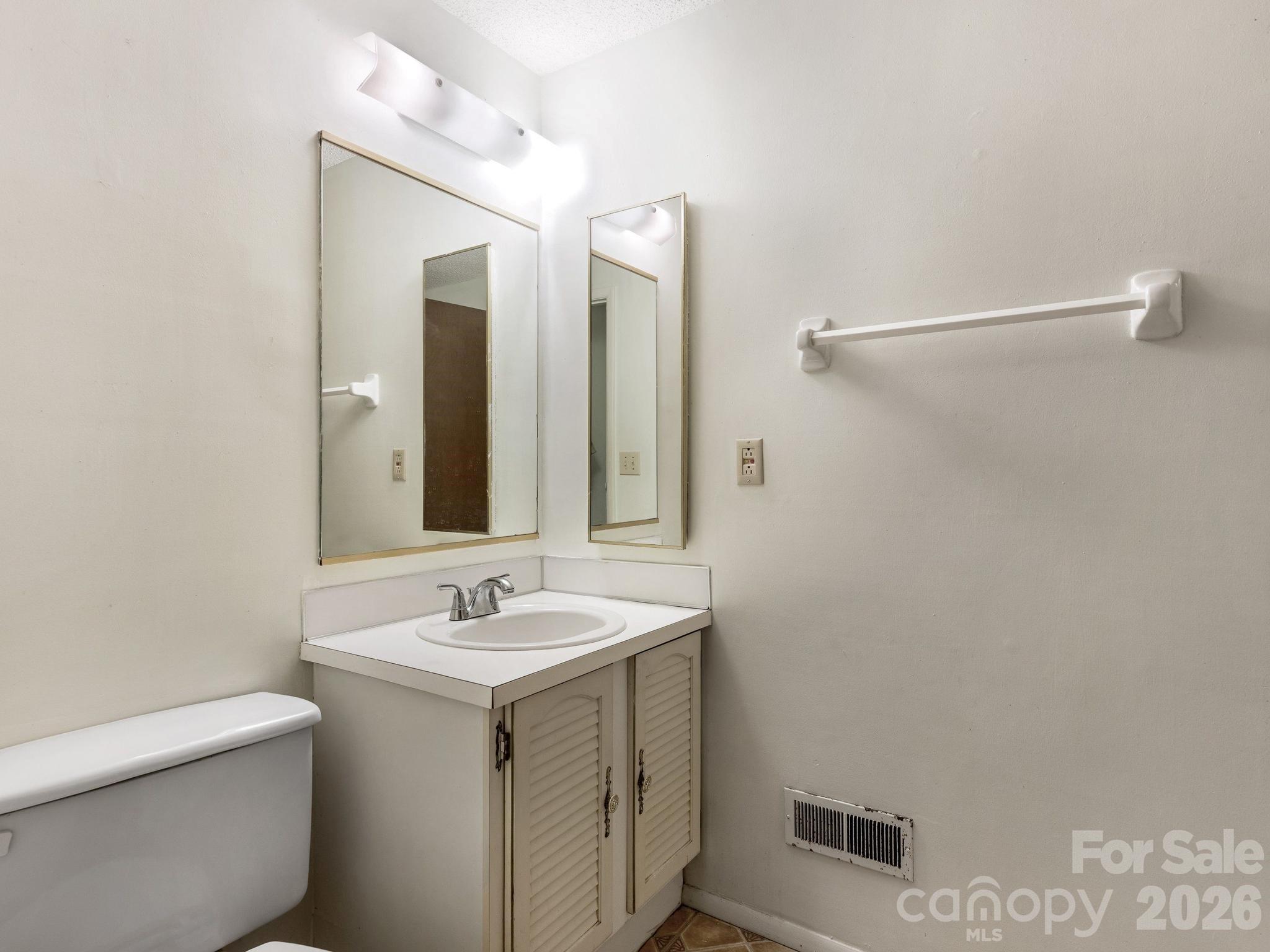 6534 Rollingridge Drive Charlotte NC 28211