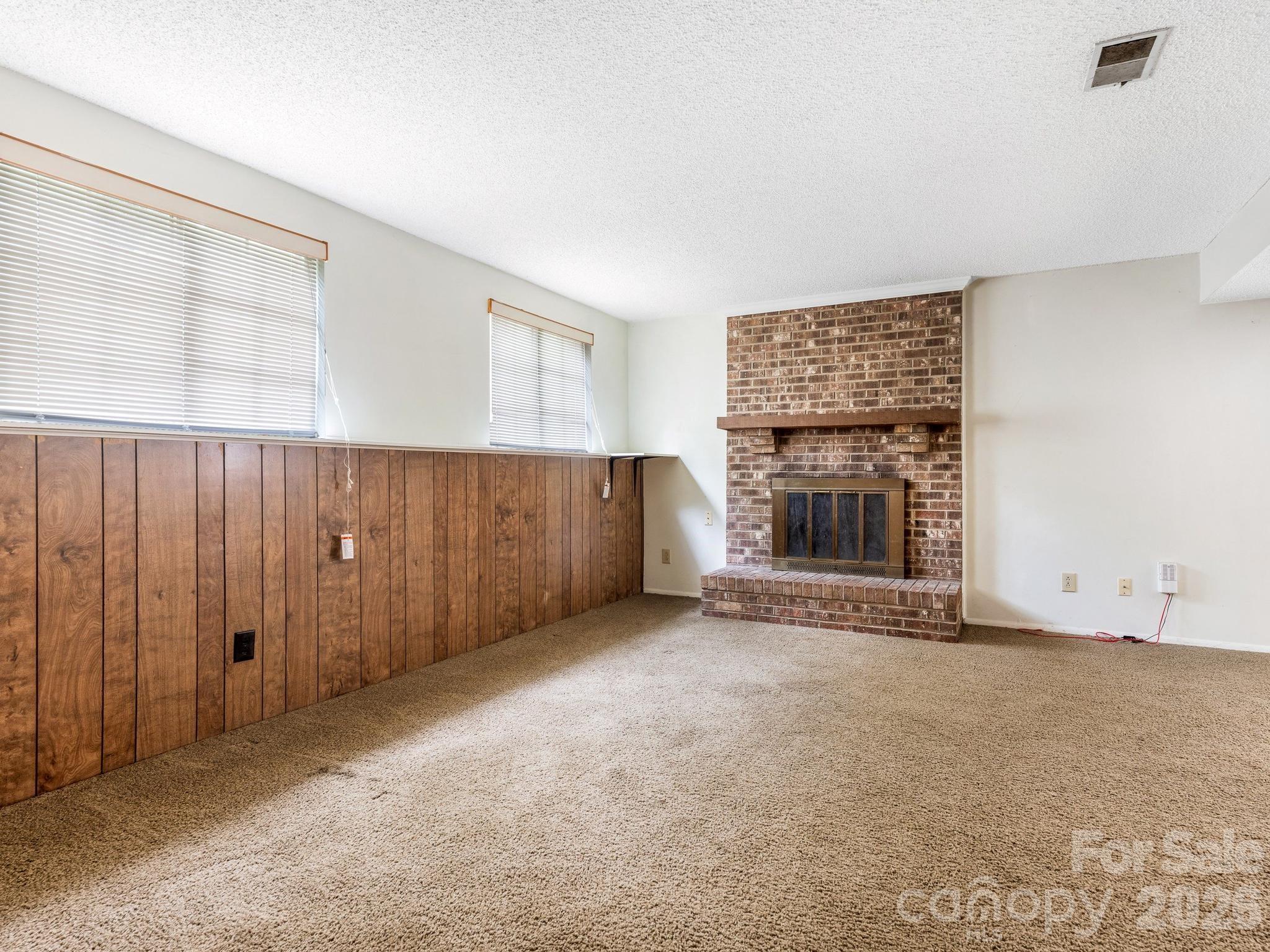 6534 Rollingridge Drive Charlotte NC 28211