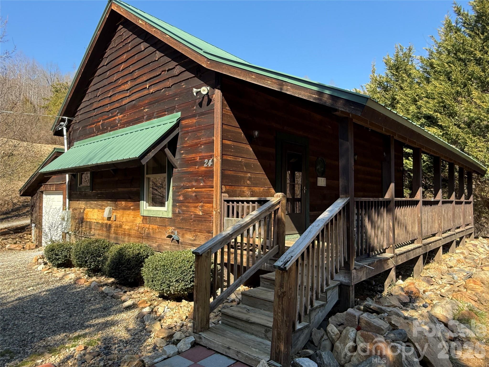 24 Supooh Lane Sylva NC 28779