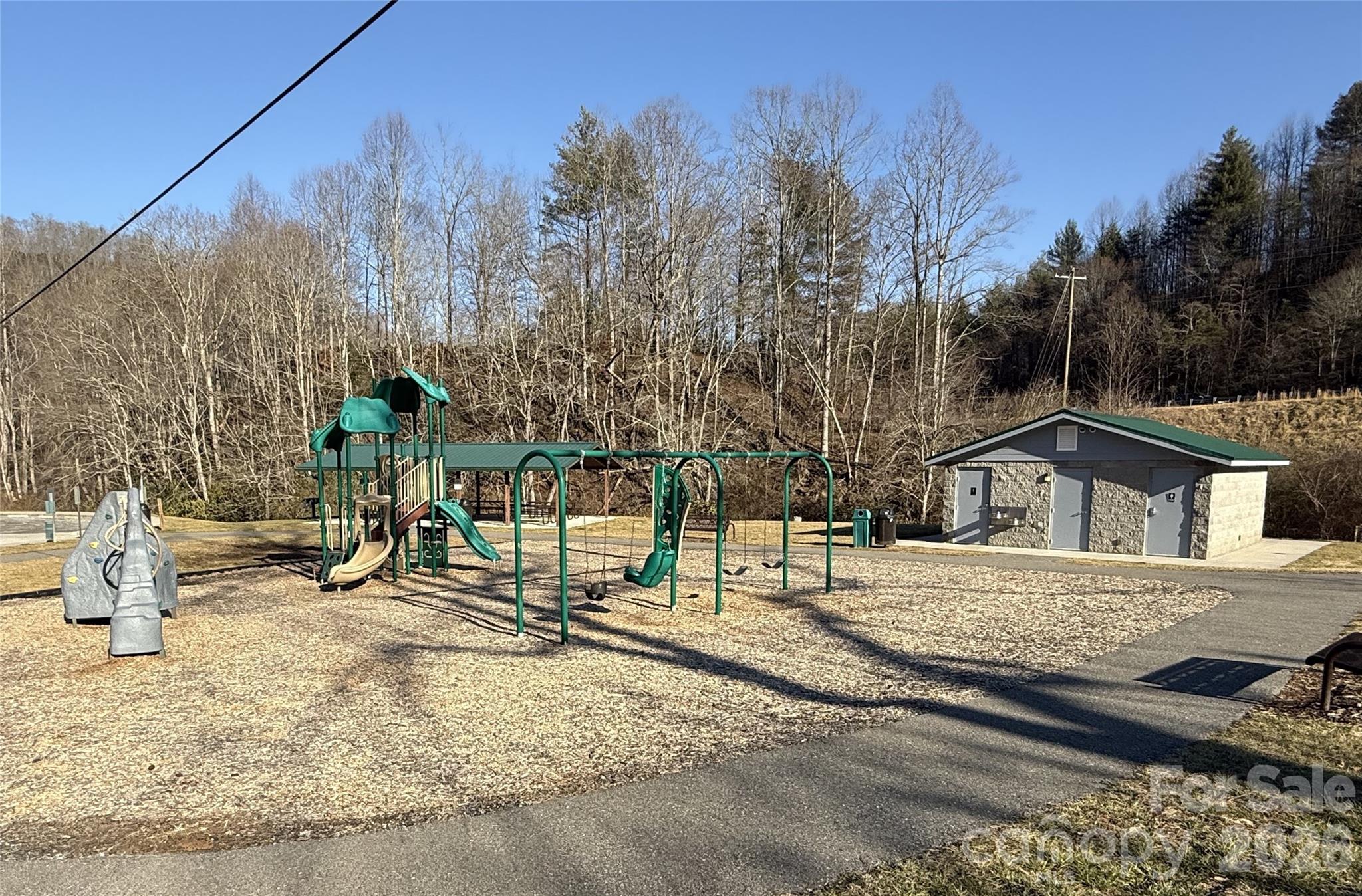 24 Supooh Lane Sylva NC 28779