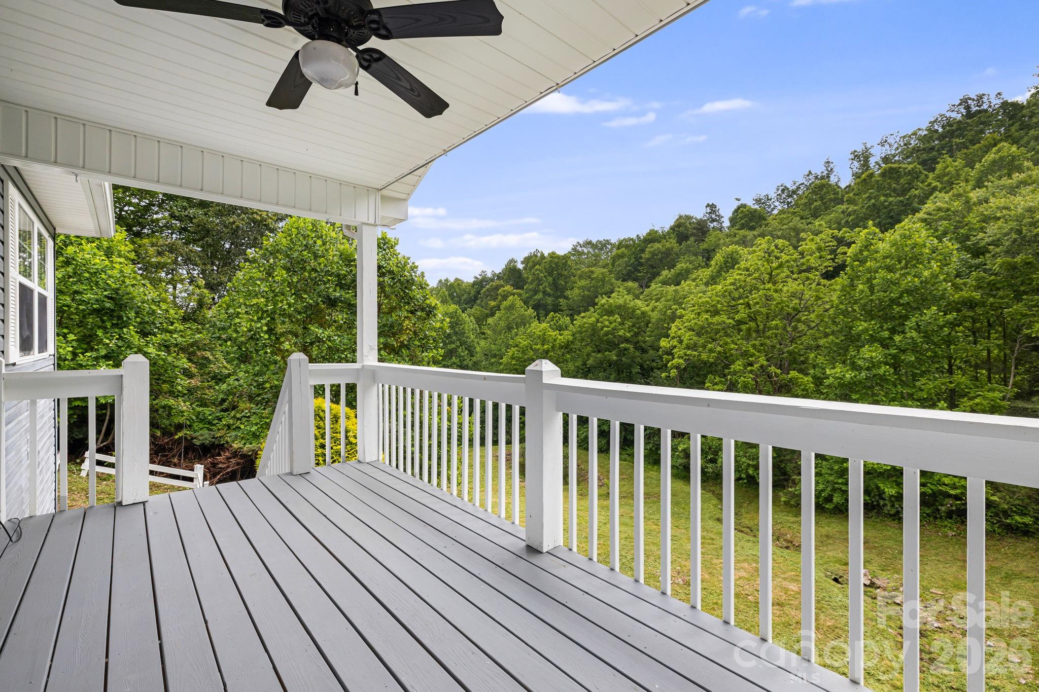 100 Woven Cloud Lane Waynesville NC 28785