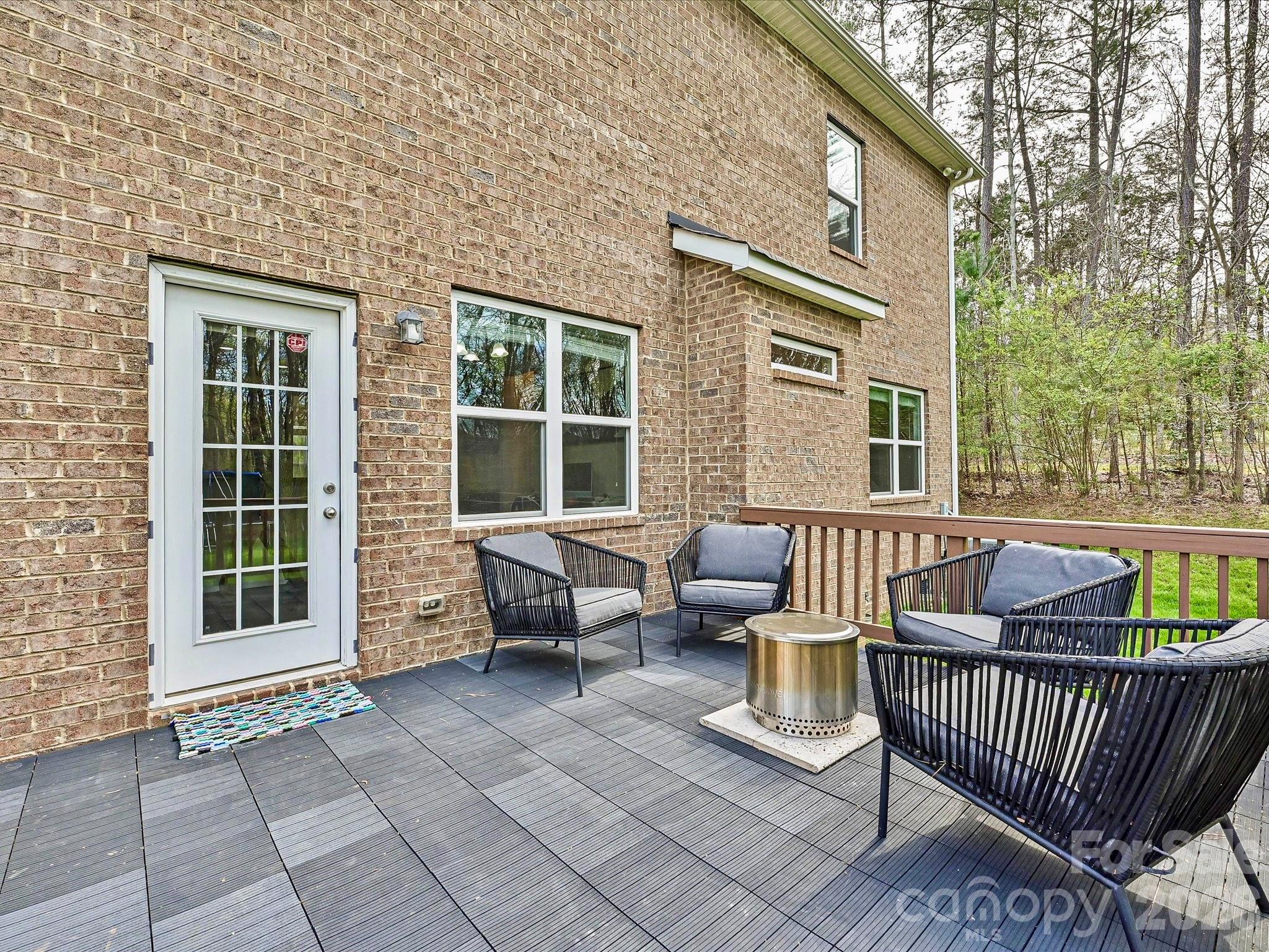 8044 Frances Haven Drive Harrisburg NC 28075