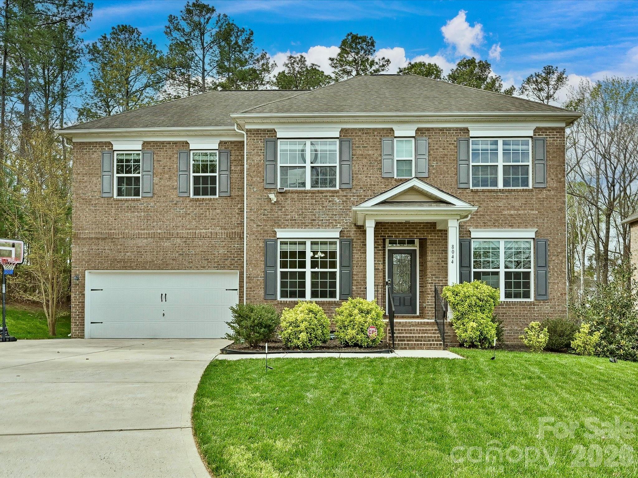 8044 Frances Haven Drive Harrisburg NC 28075