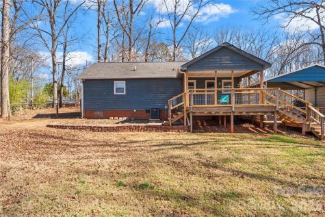 8615 Lochinvar Drive Charlotte NC 28227