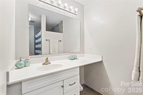 8615 Lochinvar Drive Charlotte NC 28227
