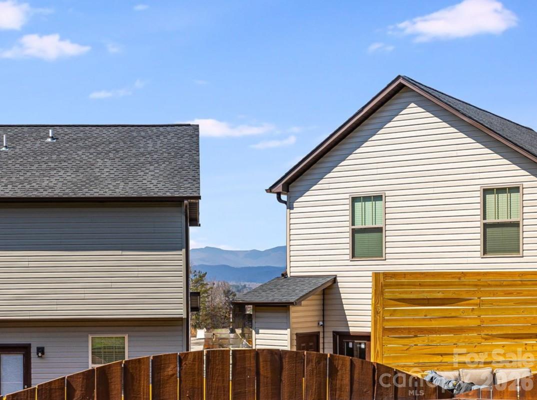 486 Cardwell Lane Fletcher NC 28732