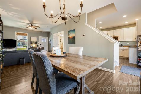 486 Cardwell Lane Fletcher NC 28732