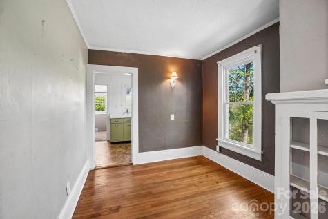 7 Oteen Park Place Asheville NC 28805