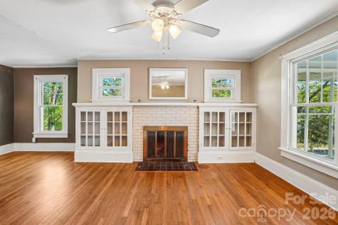 7 Oteen Park Place Asheville NC 28805