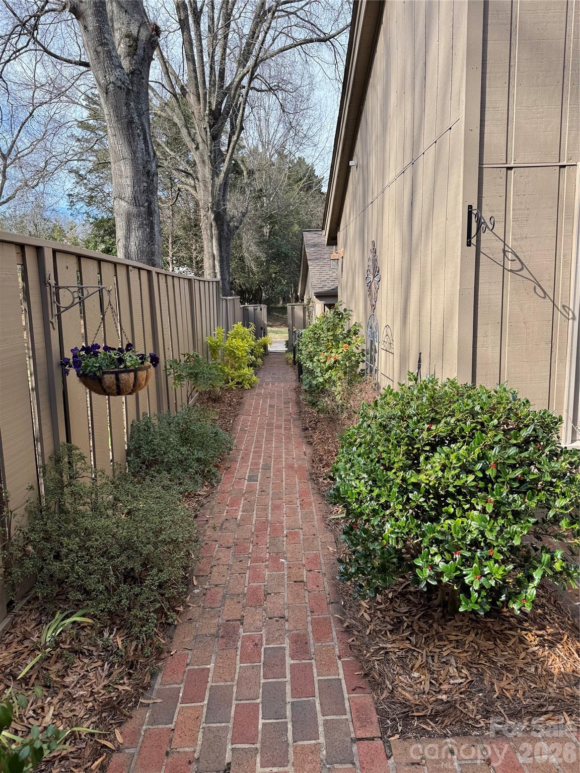 4913 Torrey Pines Court Charlotte NC 28226