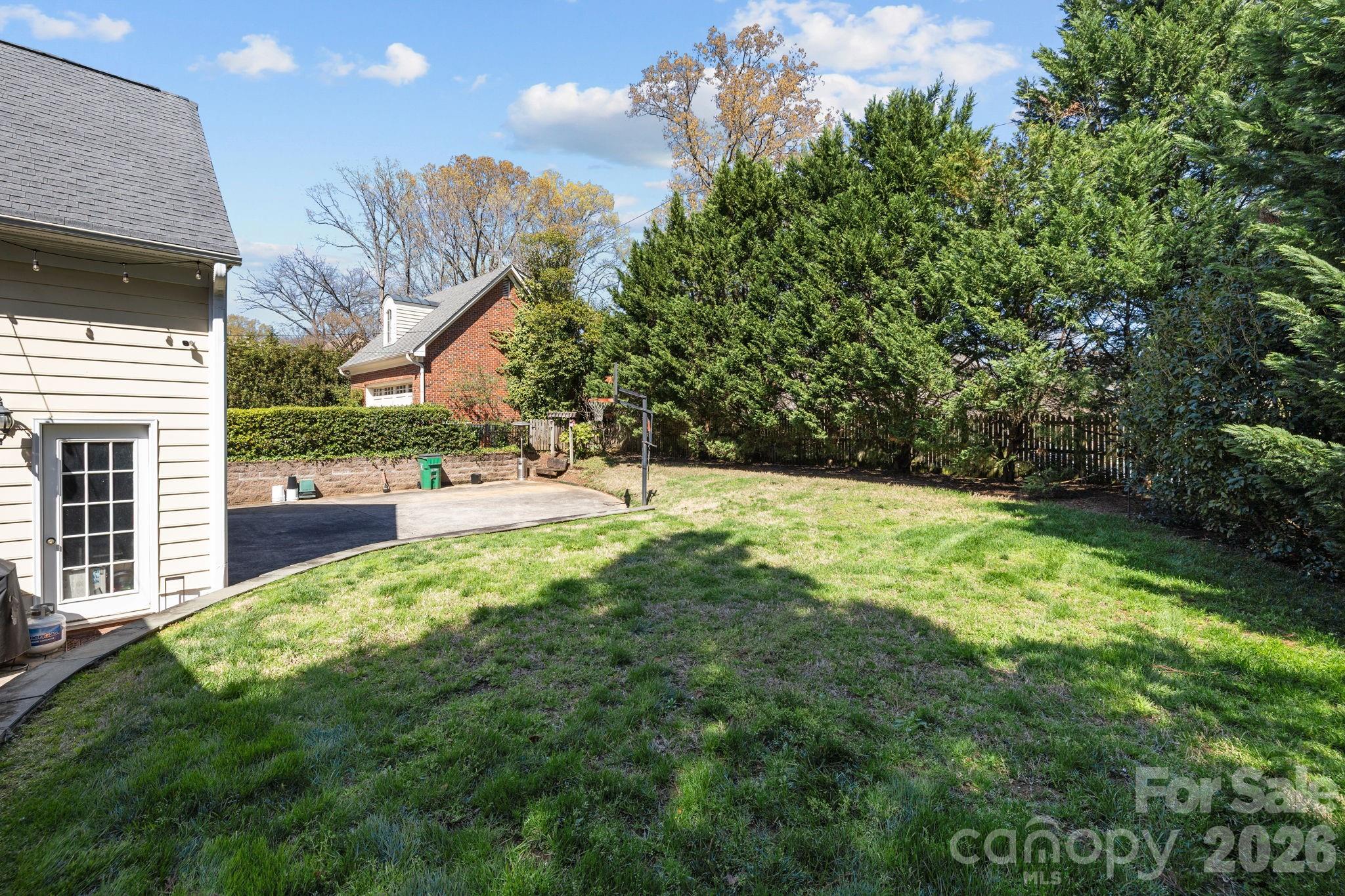 2727 Hampton Avenue Charlotte NC 28207